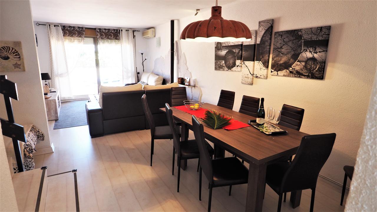 Claire Seaview & Beach-Apartment Montgat Eksteriør bilde