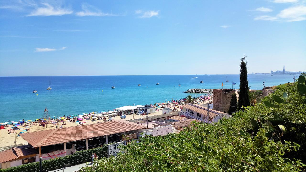 Claire Seaview & Beach-Apartment Montgat Eksteriør bilde