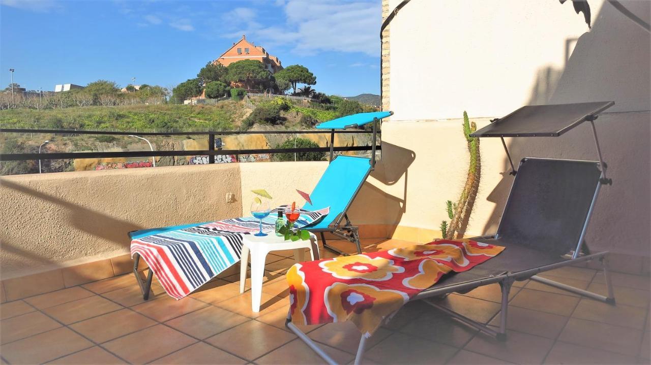 Claire Seaview & Beach-Apartment Montgat Eksteriør bilde